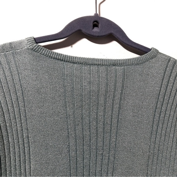 Vintage 90s Ice Blue Metallic Silk Knit Short Sleeve Sweater Women’s Size Large - Picture 7 of 10